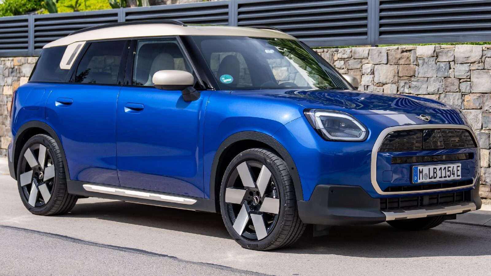 MINI